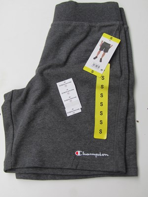 Lot 87 - Champion fleece granite heather shorts, size S